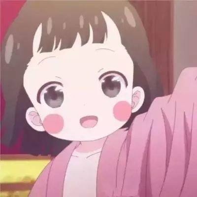 男童被锁车内近两年